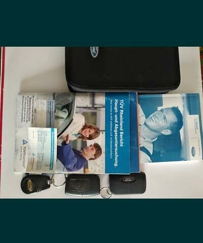 Сірий Форд Фокус, об'ємом двигуна 1.6 л та пробігом 234 тис. км за 4900 $, фото 9 на Automoto.ua