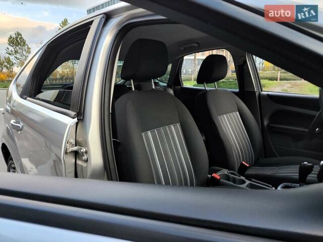 Форд Фокус 2008 в Киеве на Automoto.ua Серый Форд Фокус, объемом двигателя 1.6 л и пробегом 188 тыс. км за 5490 $, фото 29 на Automoto.ua