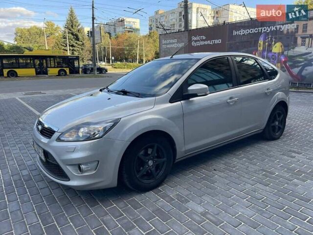 Сірий Форд Фокус, об'ємом двигуна 1.6 л та пробігом 165 тис. км за 4400 $, фото 4 на Automoto.ua