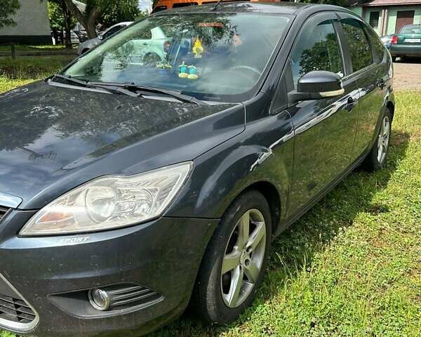 Серый Форд Фокус, объемом двигателя 1.8 л и пробегом 293 тыс. км за 5000 $, фото 9 на Automoto.ua