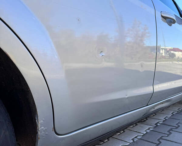 Серый Форд Фокус, объемом двигателя 1.6 л и пробегом 240 тыс. км за 5000 $, фото 15 на Automoto.ua