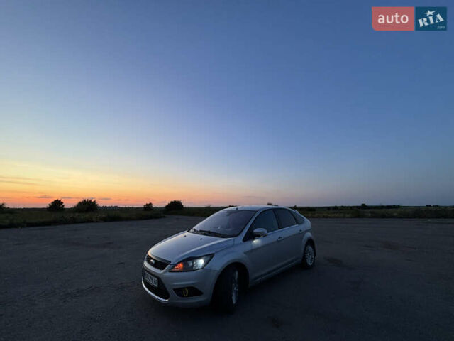 Форд Фокус 2008 в Староконстантинов на Automoto.ua Серый Форд Фокус, объемом двигателя 1.6 л и пробегом 295 тыс. км за 5500 $, фото 5 на Automoto.ua