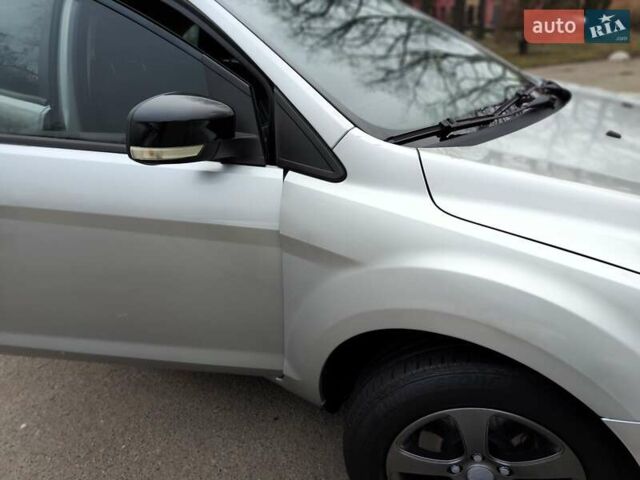 Серый Форд Фокус, объемом двигателя 1.6 л и пробегом 188 тыс. км за 4990 $, фото 31 на Automoto.ua