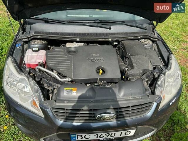Серый Форд Фокус, объемом двигателя 1.8 л и пробегом 293 тыс. км за 5000 $, фото 14 на Automoto.ua