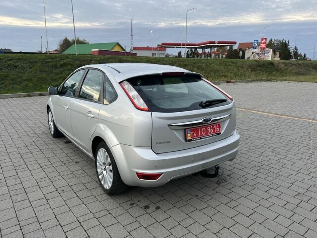 Сірий Форд Фокус, об'ємом двигуна 1.6 л та пробігом 221 тис. км за 5750 $, фото 3 на Automoto.ua