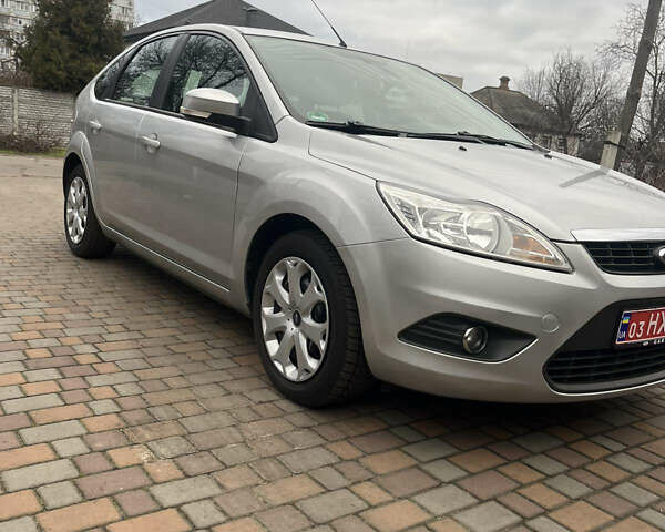 Серый Форд Фокус, объемом двигателя 1.6 л и пробегом 237 тыс. км за 6000 $, фото 13 на Automoto.ua