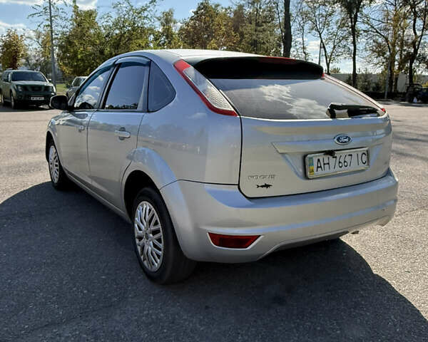 Сірий Форд Фокус, об'ємом двигуна 1.6 л та пробігом 305 тис. км за 5800 $, фото 12 на Automoto.ua