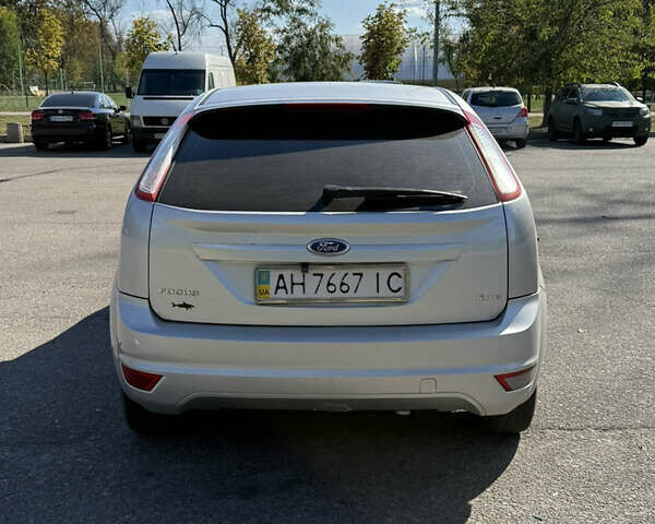 Сірий Форд Фокус, об'ємом двигуна 1.6 л та пробігом 305 тис. км за 5800 $, фото 11 на Automoto.ua