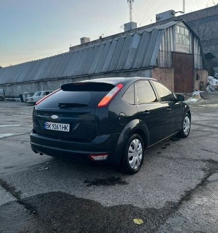 Сірий Форд Фокус, об'ємом двигуна 2 л та пробігом 270 тис. км за 5800 $, фото 7 на Automoto.ua
