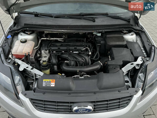 Форд Фокус 2009 у Стрые на Automoto.ua Сірий Форд Фокус, об'ємом двигуна 1.6 л та пробігом 221 тис. км за 5750 $, фото 47 на Automoto.ua