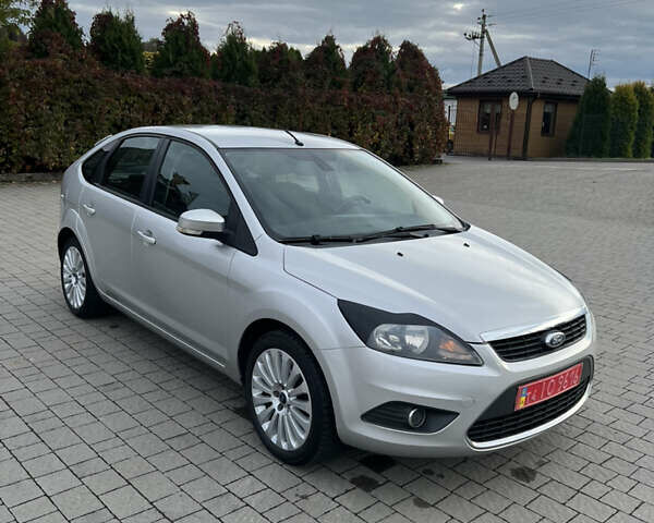 Форд Фокус 2009 у Стрые на Automoto.ua Сірий Форд Фокус, об'ємом двигуна 1.6 л та пробігом 221 тис. км за 5750 $, фото 22 на Automoto.ua