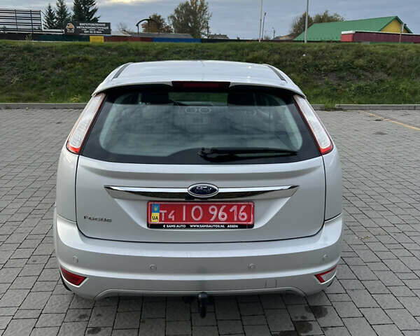 Форд Фокус 2009 у Стрые на Automoto.ua Сірий Форд Фокус, об'ємом двигуна 1.6 л та пробігом 221 тис. км за 5750 $, фото 12 на Automoto.ua