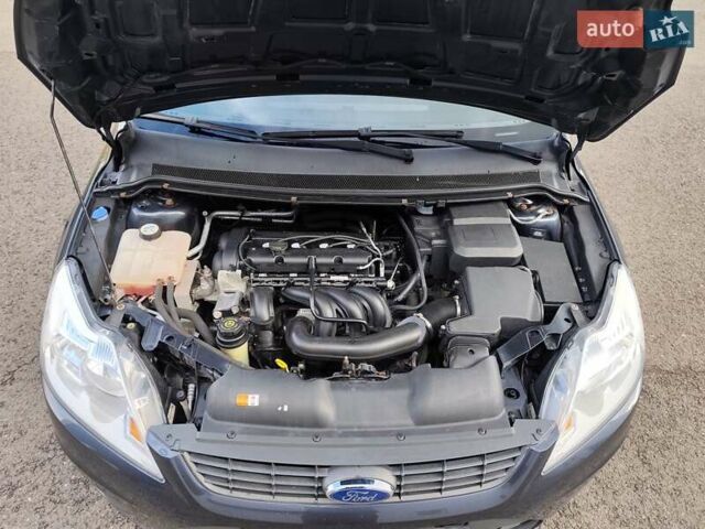 Форд Фокус 2009 у Ковель на Automoto.ua Сірий Форд Фокус, об'ємом двигуна 1.6 л та пробігом 227 тис. км за 4750 $, фото 25 на Automoto.ua