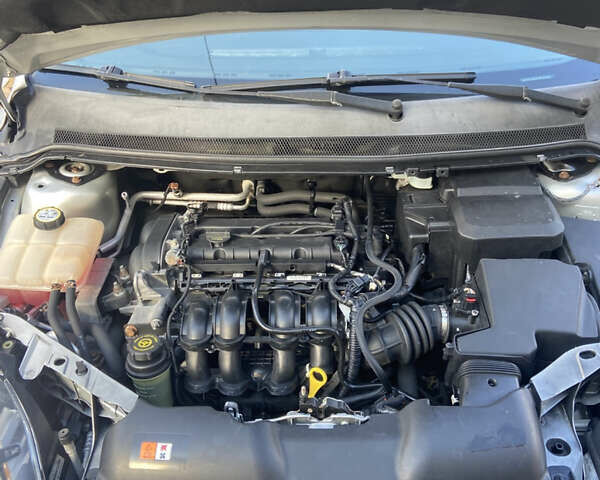 Серый Форд Фокус, объемом двигателя 1.6 л и пробегом 260 тыс. км за 5400 $, фото 18 на Automoto.ua