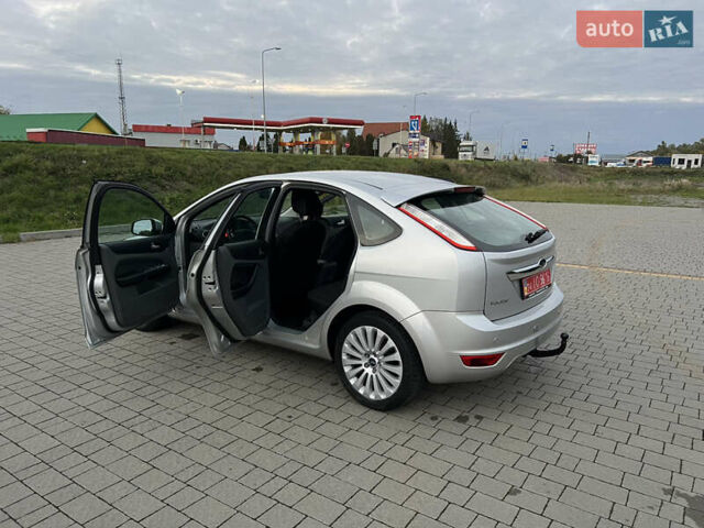 Форд Фокус 2009 у Стрые на Automoto.ua Сірий Форд Фокус, об'ємом двигуна 1.6 л та пробігом 221 тис. км за 5750 $, фото 38 на Automoto.ua