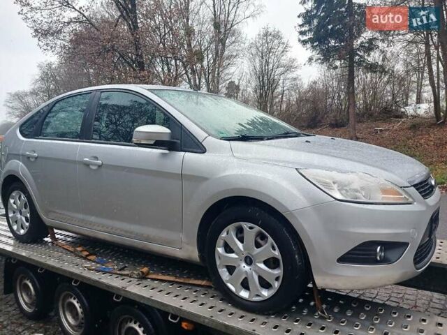 Сірий Форд Фокус, об'ємом двигуна 1.6 л та пробігом 236 тис. км за 4900 $, фото 4 на Automoto.ua