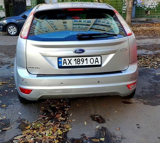 Форд Фокус 2009 в Харькове на Automoto.ua Серый Форд Фокус, объемом двигателя 1.6 л и пробегом 197 тыс. км за 6700 $, фото 5 на Automoto.ua
