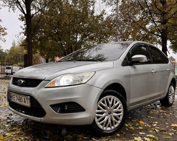 Серый Форд Фокус, объемом двигателя 1.6 л и пробегом 307 тыс. км за 4350 $, фото 10 на Automoto.ua