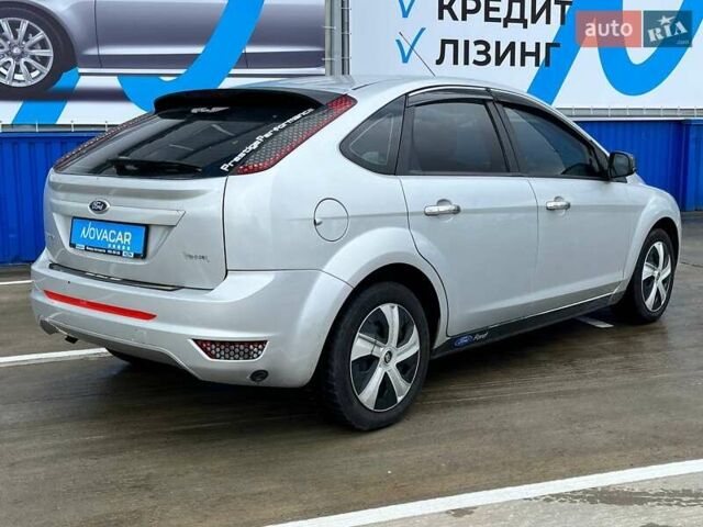 Сірий Форд Фокус, об'ємом двигуна 1.6 л та пробігом 138 тис. км за 5150 $, фото 14 на Automoto.ua