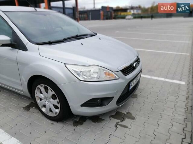 Сірий Форд Фокус, об'ємом двигуна 1.6 л та пробігом 161 тис. км за 5000 $, фото 4 на Automoto.ua