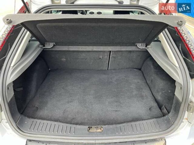 Сірий Форд Фокус, об'ємом двигуна 1.6 л та пробігом 138 тис. км за 5150 $, фото 20 на Automoto.ua