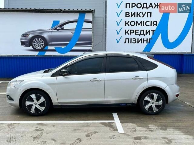 Сірий Форд Фокус, об'ємом двигуна 1.6 л та пробігом 138 тис. км за 5150 $, фото 6 на Automoto.ua