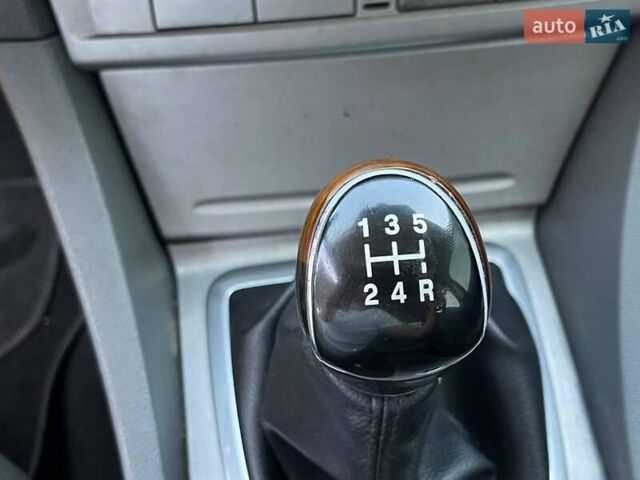 Серый Форд Фокус, объемом двигателя 1.6 л и пробегом 331 тыс. км за 5790 $, фото 29 на Automoto.ua