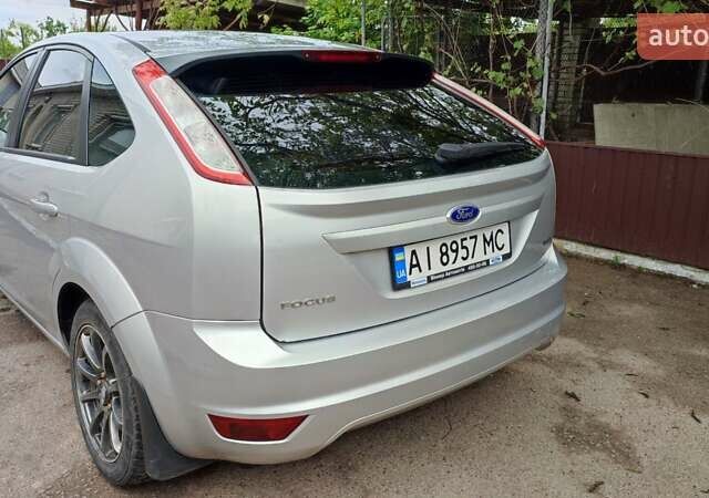 Сірий Форд Фокус, об'ємом двигуна 1.6 л та пробігом 163 тис. км за 5400 $, фото 6 на Automoto.ua