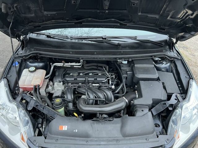 Серый Форд Фокус, объемом двигателя 1.6 л и пробегом 150 тыс. км за 5800 $, фото 11 на Automoto.ua