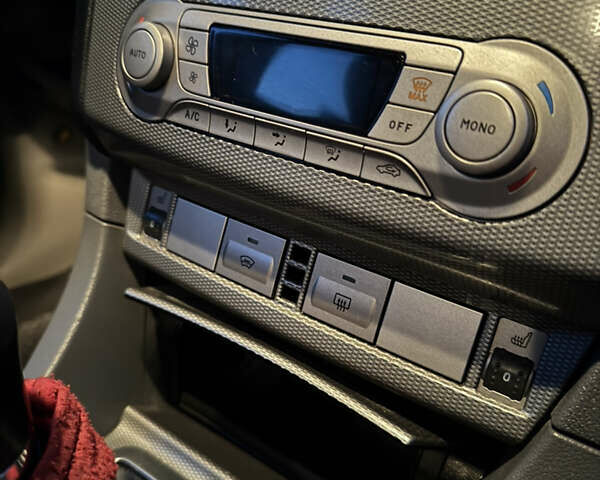 Серый Форд Фокус, объемом двигателя 1.8 л и пробегом 220 тыс. км за 4800 $, фото 32 на Automoto.ua