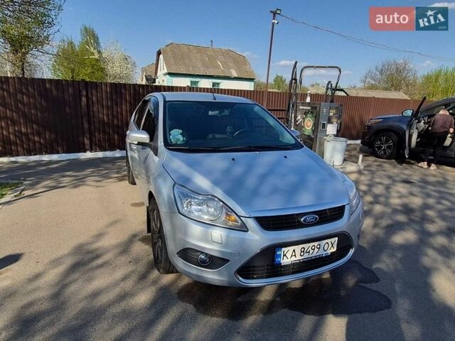 Серый Форд Фокус, объемом двигателя 2 л и пробегом 225 тыс. км за 6500 $, фото 4 на Automoto.ua