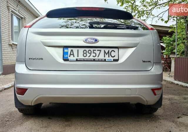 Сірий Форд Фокус, об'ємом двигуна 1.6 л та пробігом 163 тис. км за 5400 $, фото 4 на Automoto.ua