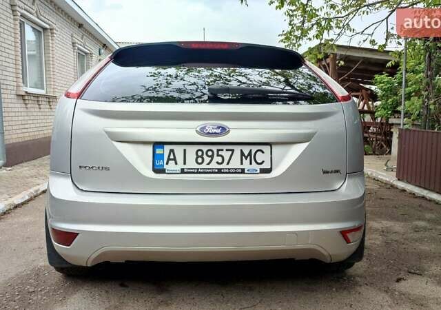 Сірий Форд Фокус, об'ємом двигуна 1.6 л та пробігом 163 тис. км за 5400 $, фото 9 на Automoto.ua