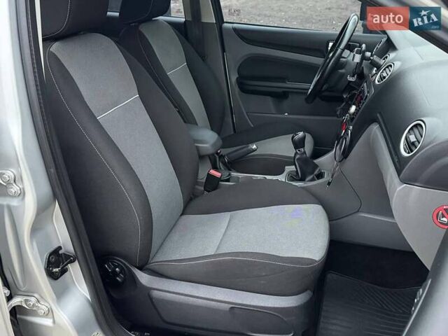 Сірий Форд Фокус, об'ємом двигуна 2 л та пробігом 193 тис. км за 5890 $, фото 22 на Automoto.ua
