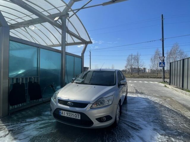 Серый Форд Фокус, объемом двигателя 1.6 л и пробегом 168 тыс. км за 6500 $, фото 3 на Automoto.ua