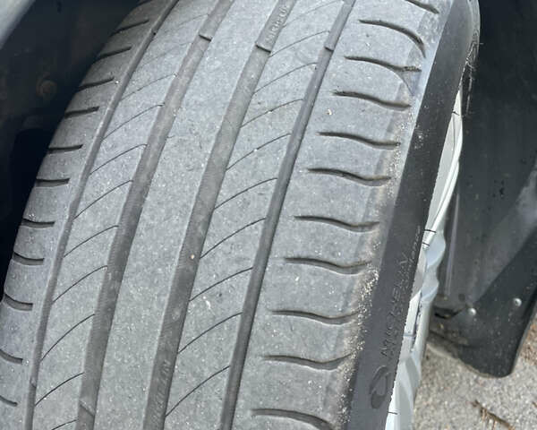 Серый Форд Фокус, объемом двигателя 1.56 л и пробегом 253 тыс. км за 5700 $, фото 10 на Automoto.ua