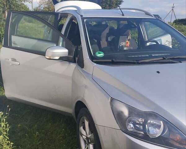 Сірий Форд Фокус, об'ємом двигуна 1.6 л та пробігом 228 тис. км за 6200 $, фото 8 на Automoto.ua