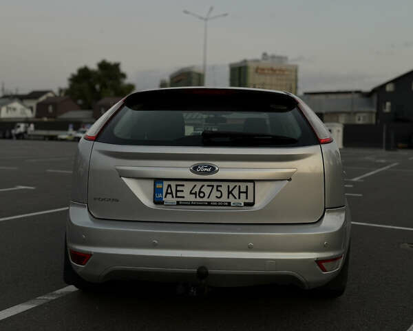 Серый Форд Фокус, объемом двигателя 1.6 л и пробегом 237 тыс. км за 5100 $, фото 4 на Automoto.ua