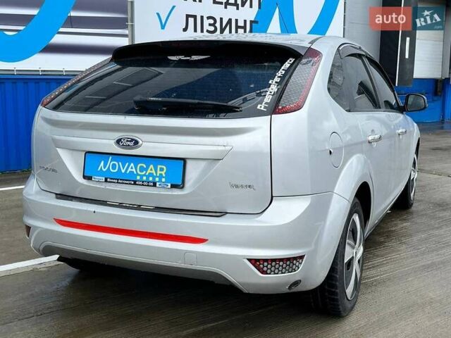 Сірий Форд Фокус, об'ємом двигуна 1.6 л та пробігом 138 тис. км за 5150 $, фото 12 на Automoto.ua