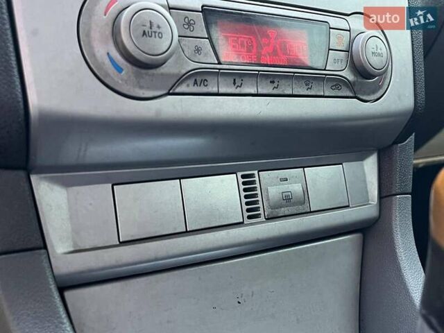 Серый Форд Фокус, объемом двигателя 1.6 л и пробегом 331 тыс. км за 5790 $, фото 30 на Automoto.ua