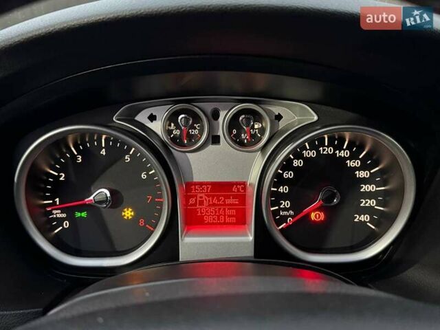 Сірий Форд Фокус, об'ємом двигуна 2 л та пробігом 193 тис. км за 5890 $, фото 10 на Automoto.ua