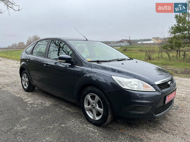 Сірий Форд Фокус, об'ємом двигуна 1.6 л та пробігом 150 тис. км за 5800 $, фото 7 на Automoto.ua