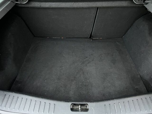 Серый Форд Фокус, объемом двигателя 1.6 л и пробегом 150 тыс. км за 5800 $, фото 19 на Automoto.ua