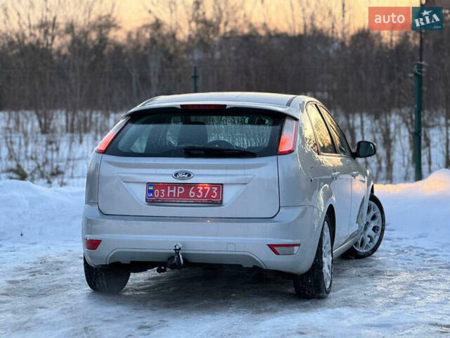Сірий Форд Фокус, об'ємом двигуна 1.6 л та пробігом 188 тис. км за 5690 $, фото 33 на Automoto.ua