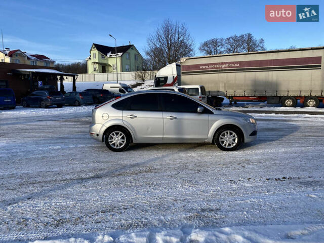 Серый Форд Фокус, объемом двигателя 1.6 л и пробегом 186 тыс. км за 4999 $, фото 52 на Automoto.ua