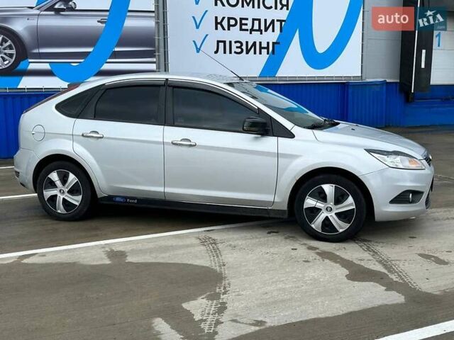 Сірий Форд Фокус, об'ємом двигуна 1.6 л та пробігом 138 тис. км за 5150 $, фото 16 на Automoto.ua