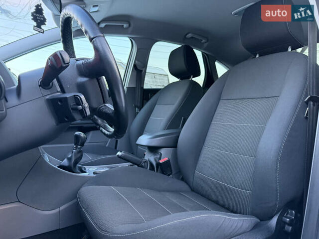 Сірий Форд Фокус, об'ємом двигуна 1.8 л та пробігом 150 тис. км за 6300 $, фото 13 на Automoto.ua