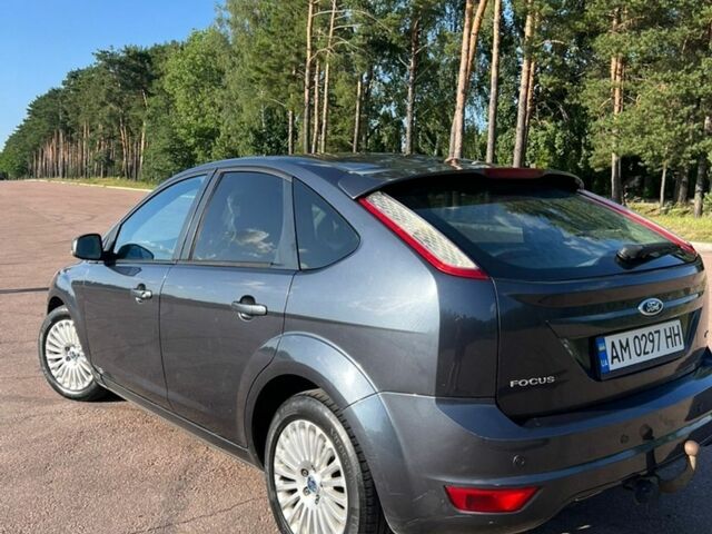 Сірий Форд Фокус, об'ємом двигуна 1.75 л та пробігом 341 тис. км за 5300 $, фото 4 на Automoto.ua