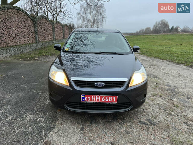 Сірий Форд Фокус, об'ємом двигуна 1.6 л та пробігом 150 тис. км за 5800 $, фото 8 на Automoto.ua