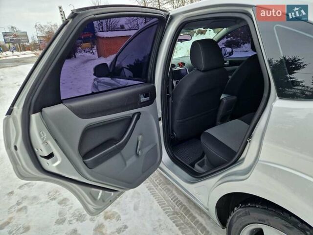 Серый Форд Фокус, объемом двигателя 1.6 л и пробегом 191 тыс. км за 5999 $, фото 37 на Automoto.ua